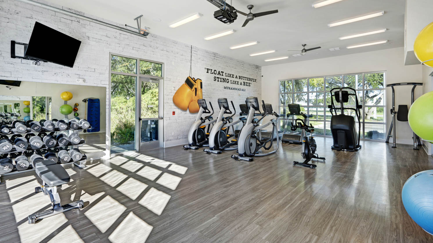 View Photos & Virtual Tours Springs at Hibiscus Crossing Apartments